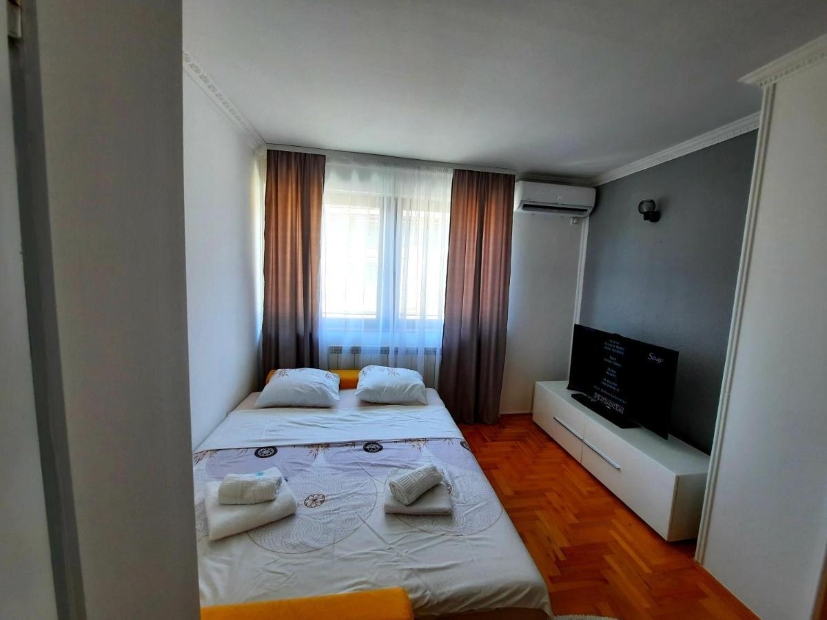 Apartment Denza City Center Сараево Экстерьер фото