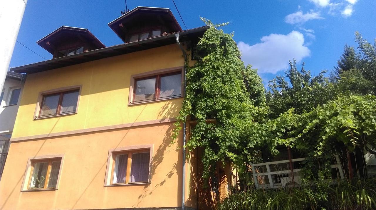 Apartment Denza City Center Сараево Экстерьер фото
