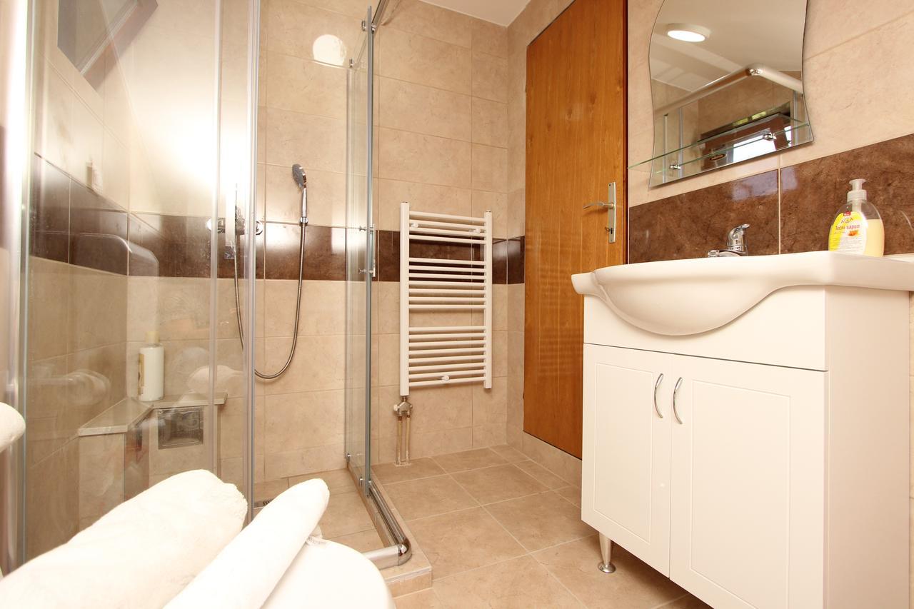 Apartment Denza City Center Сараево Экстерьер фото