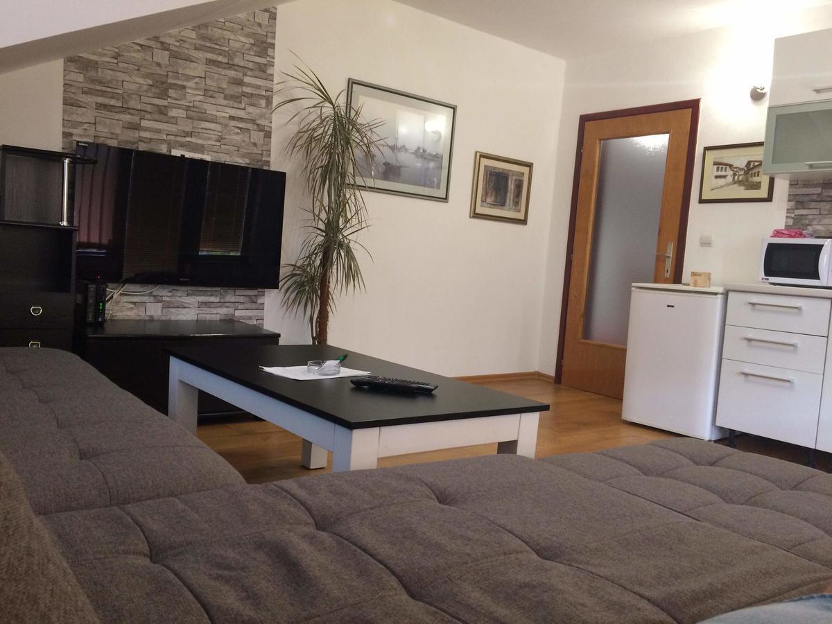 Apartment Denza City Center Сараево Экстерьер фото